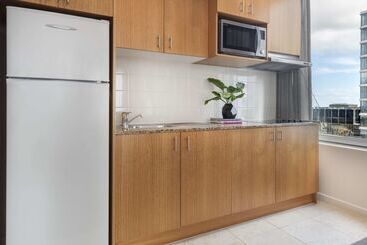 هتل Oaks Melbourne On Market