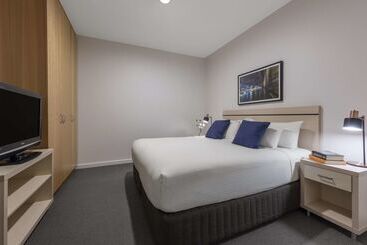 هتل Oaks Melbourne On Market