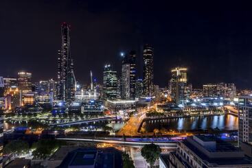 هتل Oaks Melbourne On Market