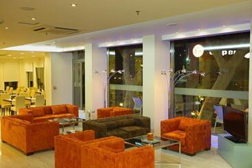 هتل Olympic Palladium