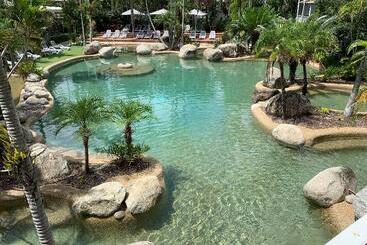Reef Resort Villas Port Douglas - Port Douglas