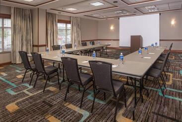 هتل Residence Inn By Marriott Chesapeake Greenbrier
