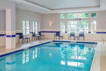 هتل Residence Inn By Marriott Chesapeake Greenbrier