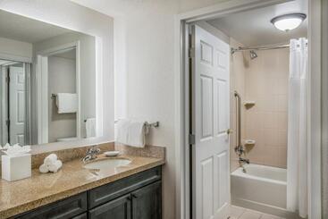 هتل Residence Inn By Marriott Chesapeake Greenbrier