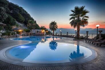 هتل Residence Tramonto