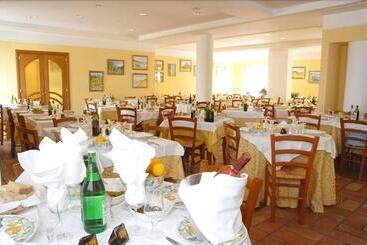 هتل Residence Tramonto