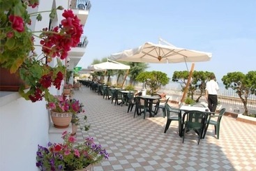 هتل Residence Tramonto