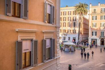 هتل Rome55  Piazza Di Spagna