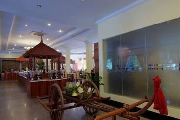 هتل Somadevi Angkor Resort & Spa
