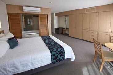 هتل The Executive Inn, Newcastle