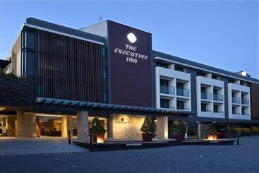 هتل The Executive Inn, Newcastle