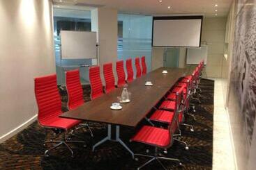 هتل The Executive Inn, Newcastle