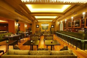 هتل Theoxenia House