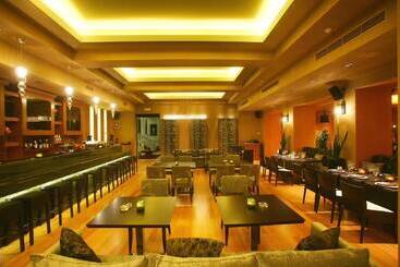 هتل Theoxenia House
