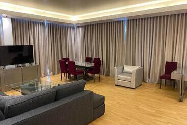 هتل Theoxenia House
