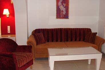 هتل Villa Christina