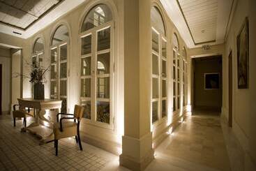 هتل Villa Oniria