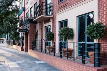 Majestic Tynte Street Apartments