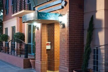 Majestic Tynte Street Apartments