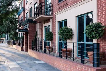 Majestic Tynte Street Apartments