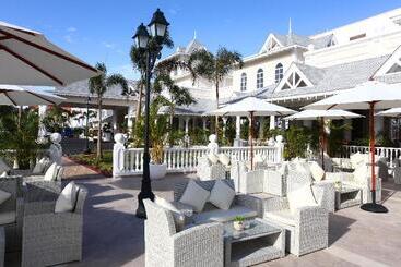 استراحتگاه Bahia Principe Luxury Runaway Bay - Adults Only - All Inclusive