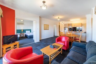 Starwest Apartments Alderney On Hay