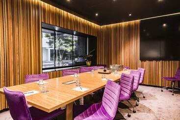 The Sebel Residences Melbourne Docklands Serviced Apartments