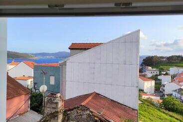 2 Bedrooms House With Sea View And Wifi At Corme Porto 6 Km Away From The Beach - Corme