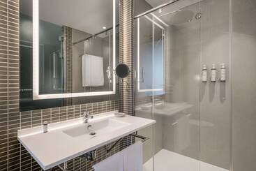 Ac Hotel Recoletos By Marriott