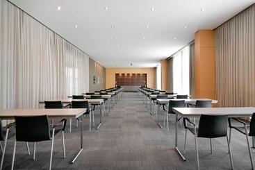 Ac Hotel Firenze By Marriott