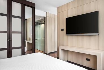 Ac Hotel Firenze By Marriott