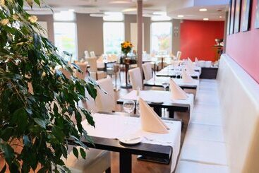 هتل Ibis Styles Charleroi Airport Aero 44