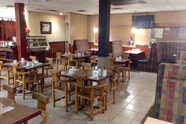 هتل Barriere Motor Inn
