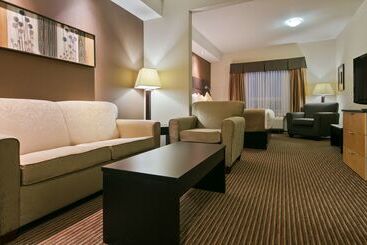هتل Best Western Cold Lake Inn