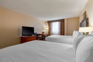 هتل Best Western Cold Lake Inn