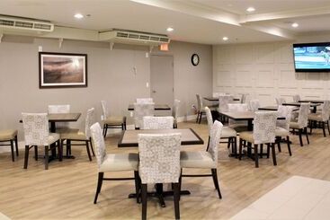 هتل Best Western Peace Arch Inn