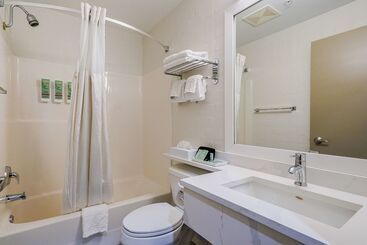هتل Best Western Peace Arch Inn