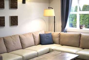 هتل Best Western Peace Arch Inn