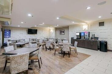 هتل Best Western Peace Arch Inn