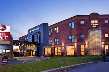 هتل Best Western Plus Montreal East