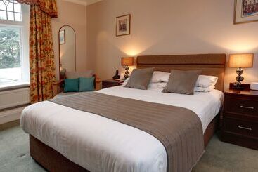 هتل Best Western Plus Oaklands