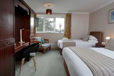 هتل Best Western Plus Oaklands