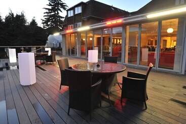 هتل Best Western Plus Oaklands