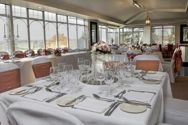Windmill Village Hotel, Golf Club & Spa, Bw Signature Collection - Coventry