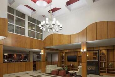 هتل Best Western Premier Aberdeen Kamloops