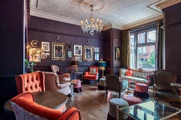 酒店 Clementine S Guest House