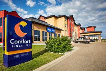 هتل Comfort Inn & Suites