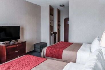 هتل Comfort Inn