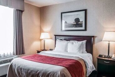 هتل Comfort Inn