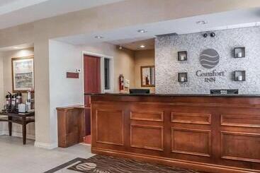 هتل Comfort Inn
